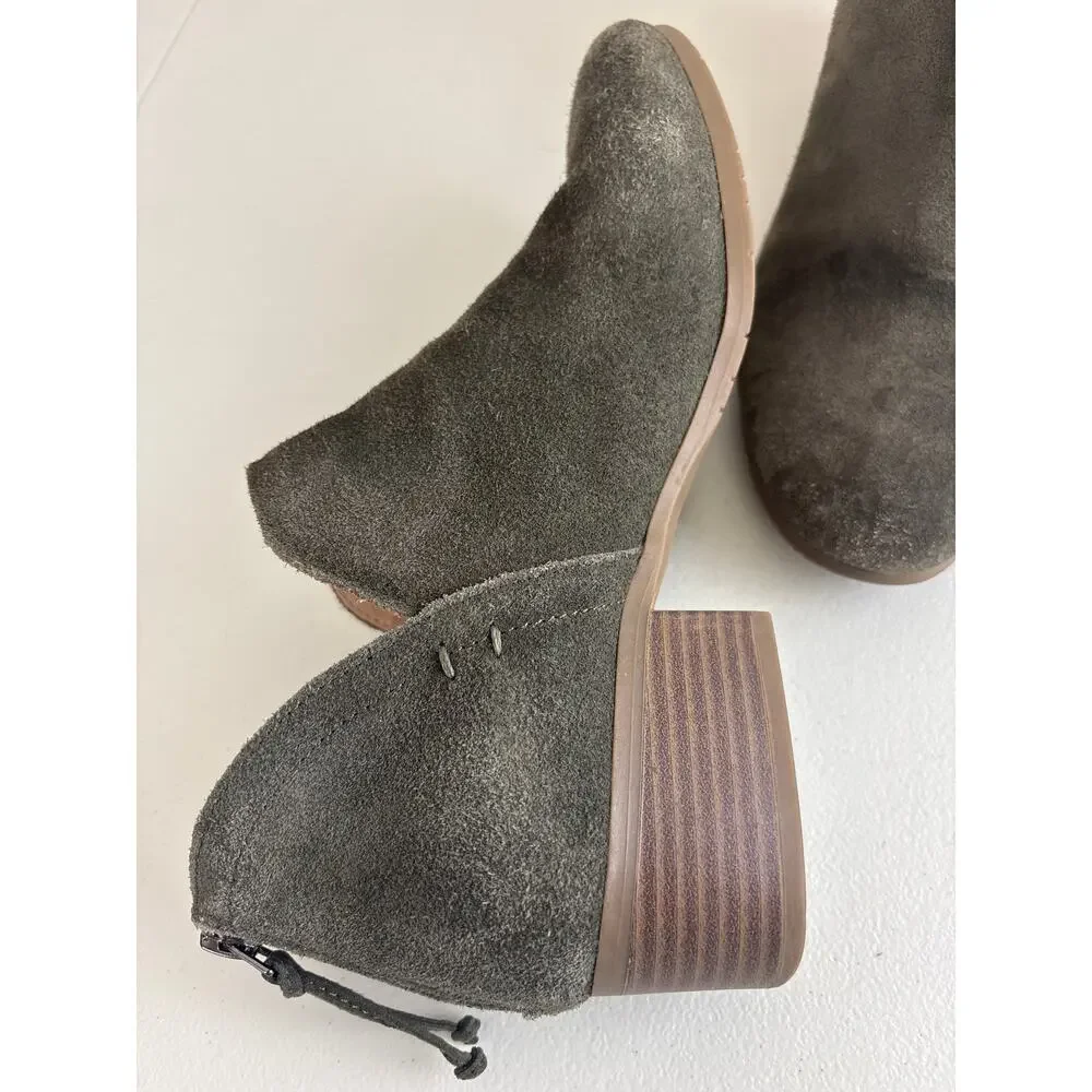 Kenneth Cole Reaction Oliver Green Suede Ankle Boots Size 8.5
